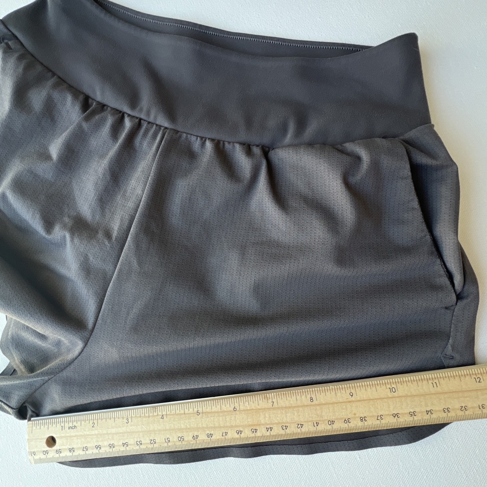 UNIQLO Shorts Ultra Stretch Running Womens S Gray Lined Zip Pocket Active Wear - Picture 4 of 10